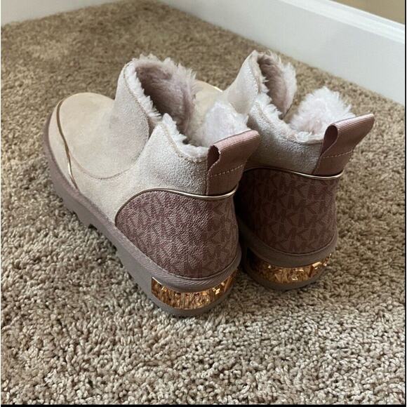 Womens Michael Kors Pink Suede Leather Comfort Boots Size 10M‎ - Picture 1 of 8